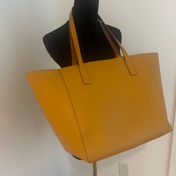 Tommy Bahama Mustard Yellow Reversible Tote with Pouch - Picture 5 of 10